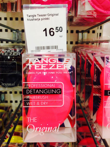 芬兰超市实拍Tangle Teezer梳子 芬兰超市实拍Tangle Teezer梳子