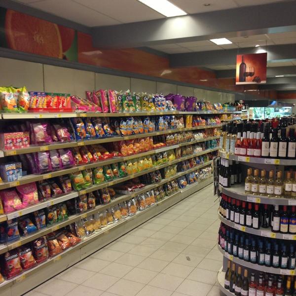 Photo taken at Proxy Delhaize by Wouter C. on 1/30/2013