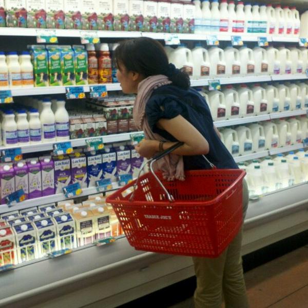 Photo taken at Trader Joe's by Mio O. on 8/27/2012-美国伊利诺斯州阿灵顿高地兰德西路17 Photo taken at Trader Joe's by Mio O. on 8/27/2012