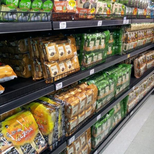 Photo taken at 홈플러스 (Home plus) by Anton L. on 1/30/2013