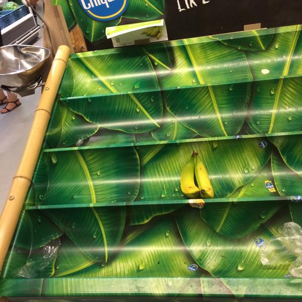 Photo taken at Proxy Delhaize by Julie B. on 8/20/2014