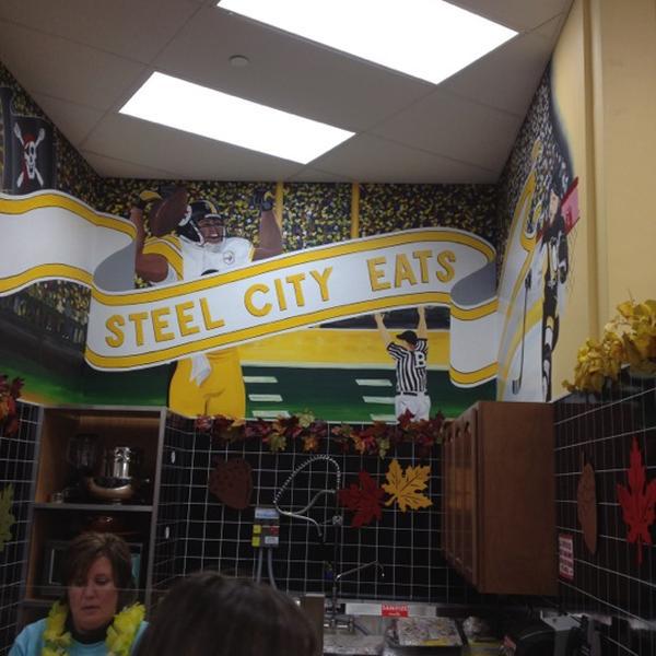 Photo taken at Trader Joe's by Paula O. on 11/5/2011-美国宾夕法尼亚州上圣克莱尔华盛顿路1630 Photo taken at Trader Joe's by Paula O. on 11/5/2011