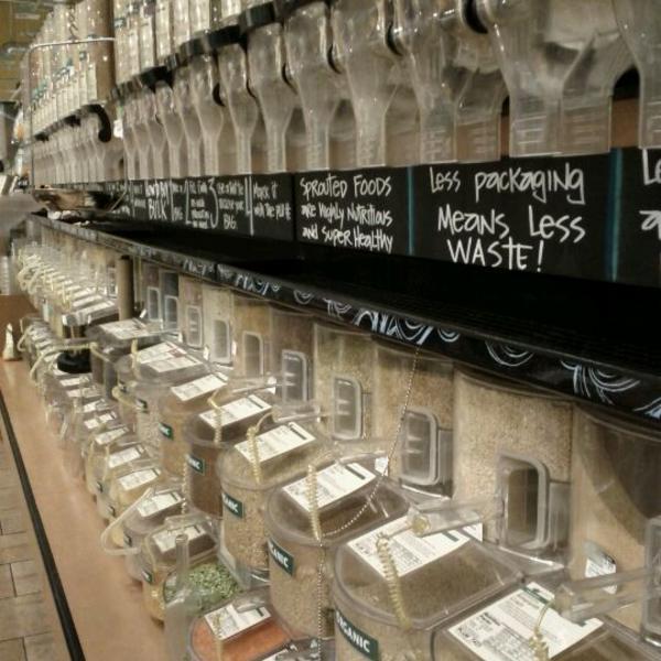 Photo taken at Whole Foods Market by k4ystal m. on 4/8/2012-内华达州拉斯维加斯查尔斯顿大道8855号 Photo taken at Whole Foods Market by k4ystal m. on 4/8/2012