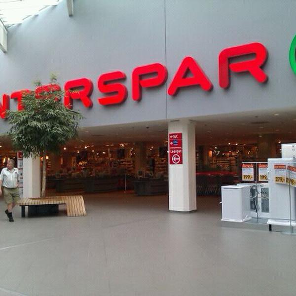 Photo taken at INTERSPAR by Karli P. on 7/12/2011-奥地利克恩顿州菲拉赫 Photo taken at INTERSPAR by Karli P. on 7/12/2011