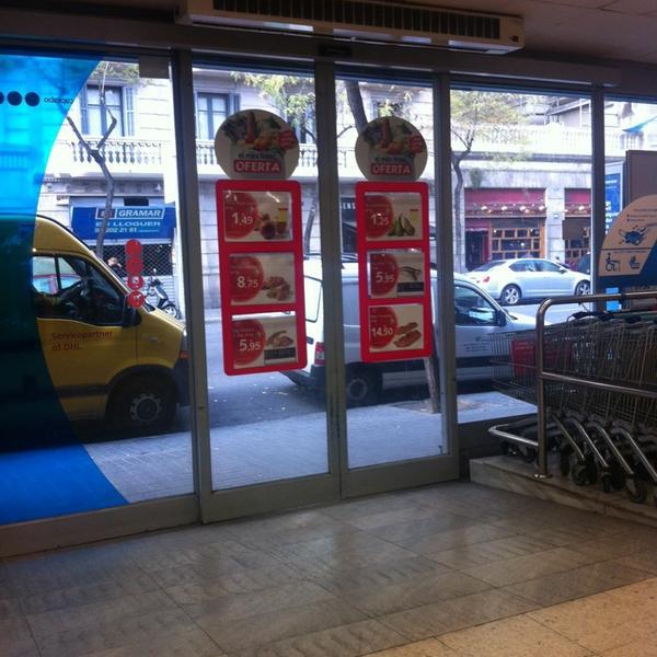 Photo taken at Caprabo by BAHITOSSA on 12/11/2013