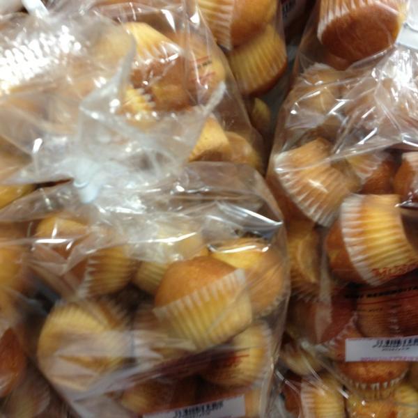 Photo taken at Caprabo by Alfonso G. on 3/23/2013