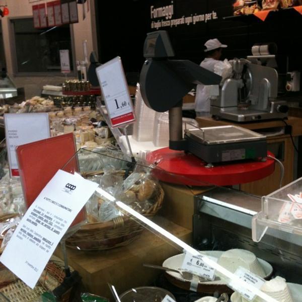 Photo taken at Coop by Danilo M. on 11/13/2012-意大利艾米利亚-罗马涅博洛尼亚共和大道 Photo taken at Coop by Danilo M. on 11/13/2012