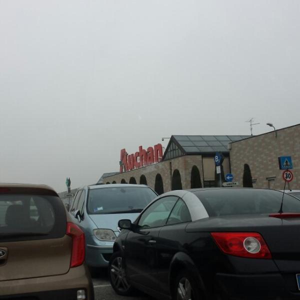 Photo taken at Auchan by Aderlan C. on 1/10/2014-意大利威尼托布索伦戈费尔里那 Photo taken at Auchan by Aderlan C. on 1/10/2014