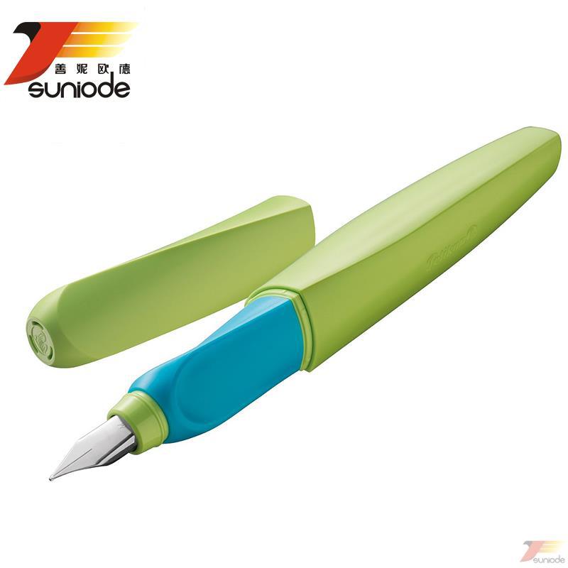 德国Pelikan百利金 P457 绿蓝 钢笔 学生正姿