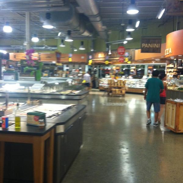 Photo taken at Whole Foods Market by John R. on 8/26/2012-康涅狄格州费尔菲尔德格拉斯米尔大道350号 Photo taken at Whole Foods Market by John R. on 8/26/2012