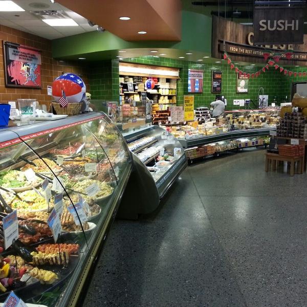 Photo taken at Whole Foods Market by Dave N. on 5/25/2013-康涅狄格州费尔菲尔德格拉斯米尔大道350号 Photo taken at Whole Foods Market by Dave N. on 5/25/2013