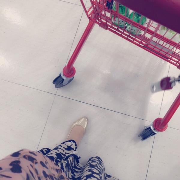 Photo taken at 롯데마트  / Lotte Mart by SooMin Y. on 4/12/2014