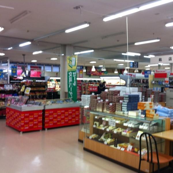 Photo taken at 西友 塩尻野村店 by Yocchi on 2/20/2012