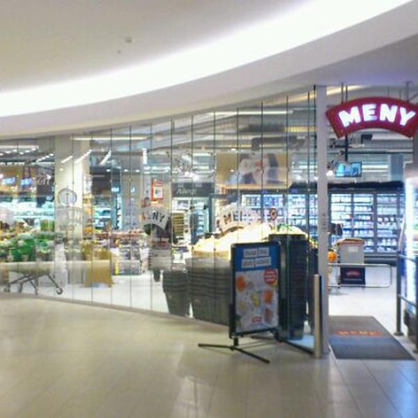 Photo taken at Meny by Egil J. on 3/2/2012