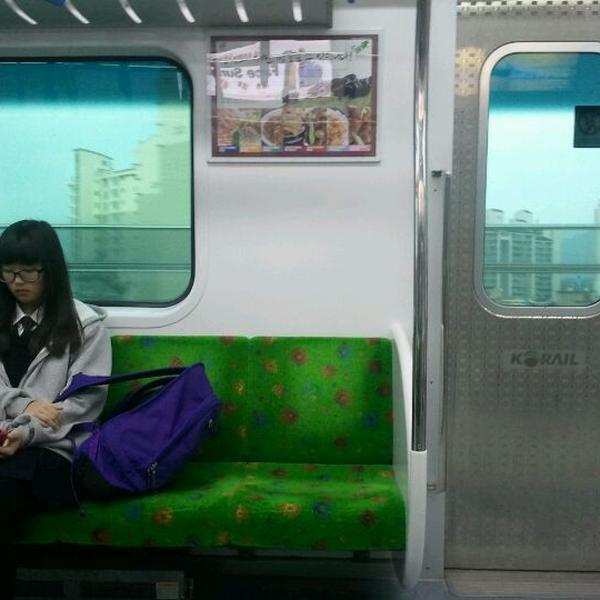 Photo taken at 홈플러스 / Home plus by Dory K. on 11/16/2011-江原道春川市144号 Photo taken at 홈플러스 / Home plus by Dory K. on 11/16/2011