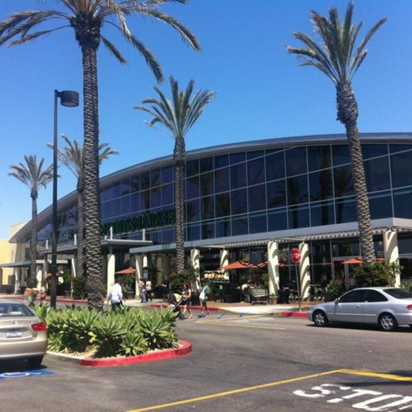 Photo taken at Whole Foods Market by Trevor D. on 7/9/2012-加利福尼亚州塔斯廷市公园大道2847号 Photo taken at Whole Foods Market by Trevor D. on 7/9/2012