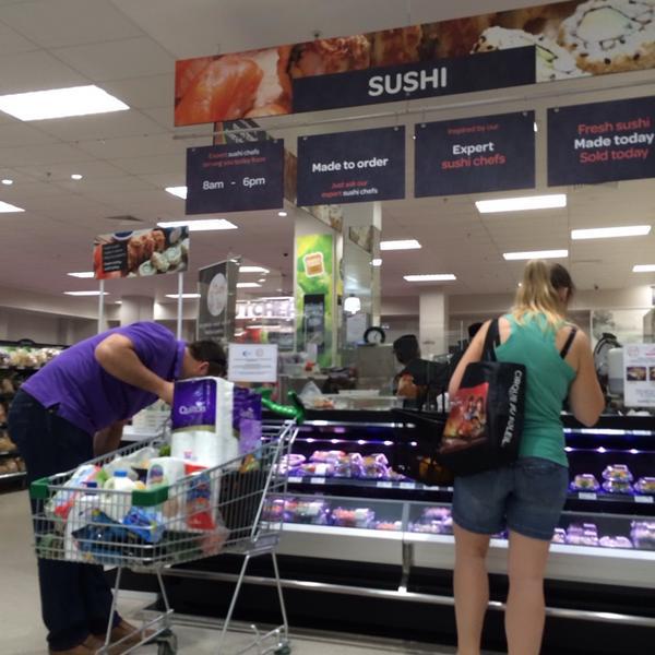 Photo taken at Woolworths by Chorus Call A. on 11/1/2013-澳大利亚昆士兰州纽斯特德天驰76 Photo taken at Woolworths by Chorus Call A. on 11/1/2013