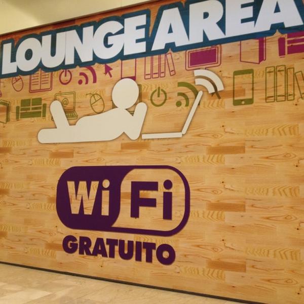 Photo taken at Auchan by L S. on 8/27/2012-意大利西西里岛卡塔尼亚外卡塔尼亚 Photo taken at Auchan by L S. on 8/27/2012