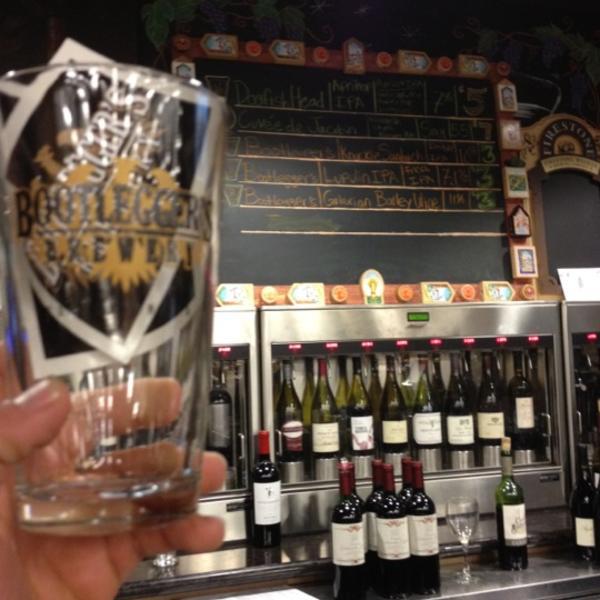 Photo taken at Whole Foods Market by Japheth N. on 3/16/2012-加利福尼亚州帕萨迪纳小阿罗约PKWY465 Photo taken at Whole Foods Market by Japheth N. on 3/16/2012