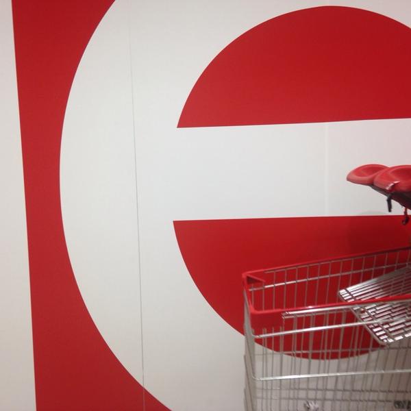 Photo taken at Coles by Fernando d. on 12/12/2013-澳大利亚维多利亚州巴拉克拉瓦卡姆登街54 Photo taken at Coles by Fernando d. on 12/12/2013