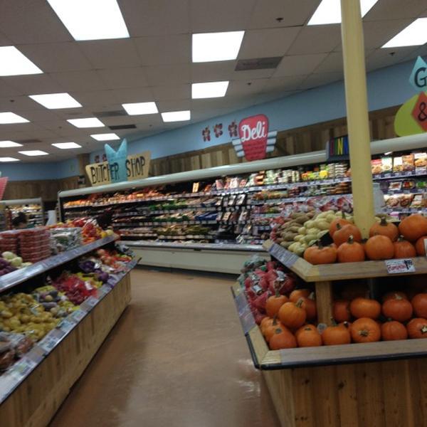 Photo taken at Trader Joe's by CathyCantLoss . on 11/26/2012