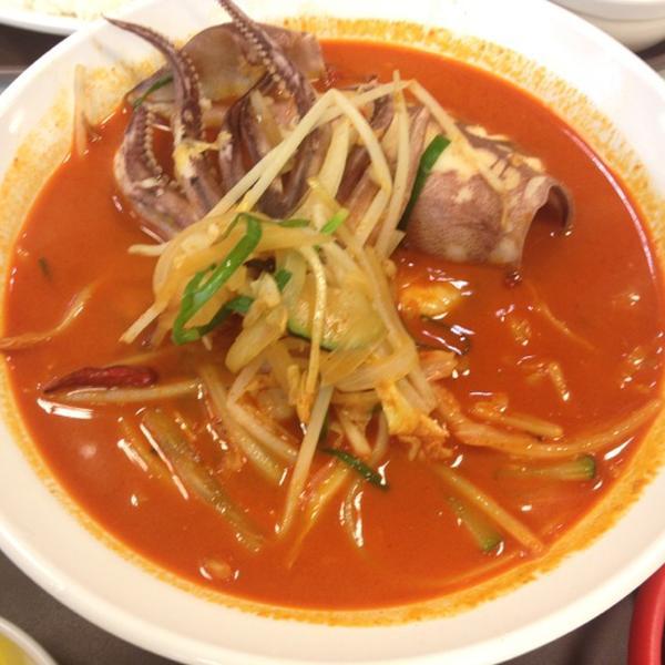 Photo taken at 홈플러스 (Home plus) by Sun Yeab S. on 3/20/2012-庆尚南道昌原市合浦区56 Photo taken at 홈플러스 (Home plus) by Sun Yeab S. on 3/20/2012