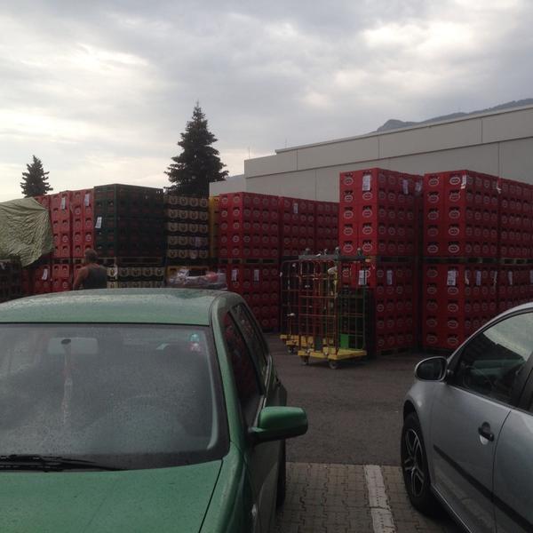 Photo taken at MERKUR by Christoph W. on 8/9/2013-奥地利克恩顿州斯皮特安德劳韦尔奇大街 79-83 Photo taken at MERKUR by Christoph W. on 8/9/2013