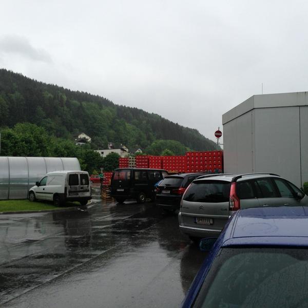 Photo taken at MERKUR by Christoph W. on 5/17/2013-奥地利克恩顿州斯皮特安德劳韦尔奇大街 79-83 Photo taken at MERKUR by Christoph W. on 5/17/2013