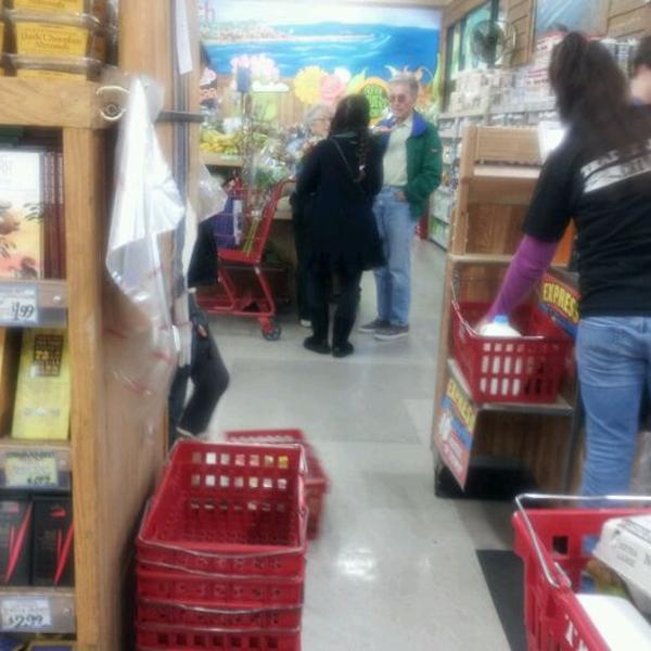 Photo taken at Trader Joe's by Ray Y. on 3/15/2012-美国加利福尼亚州圣地亚哥石榴石大道1211 Photo taken at Trader Joe's by Ray Y. on 3/15/2012