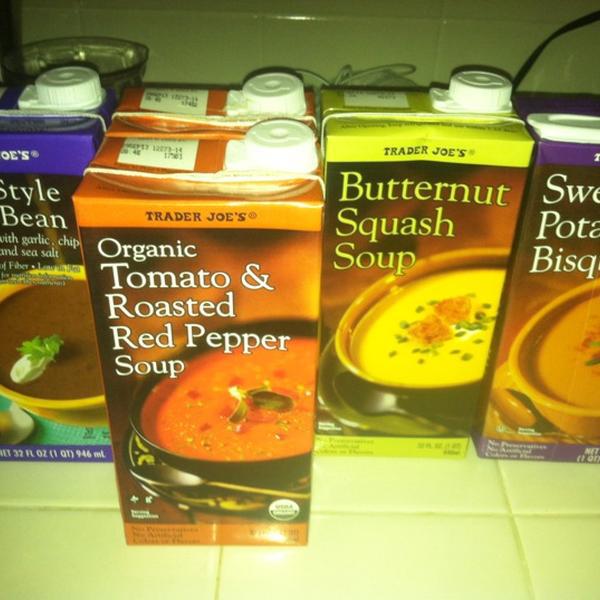 Photo taken at Trader Joe's by Shannon on 11/28/2012-美国加利福尼亚州圣地亚哥石榴石大道1211 Photo taken at Trader Joe's by Shannon on 11/28/2012