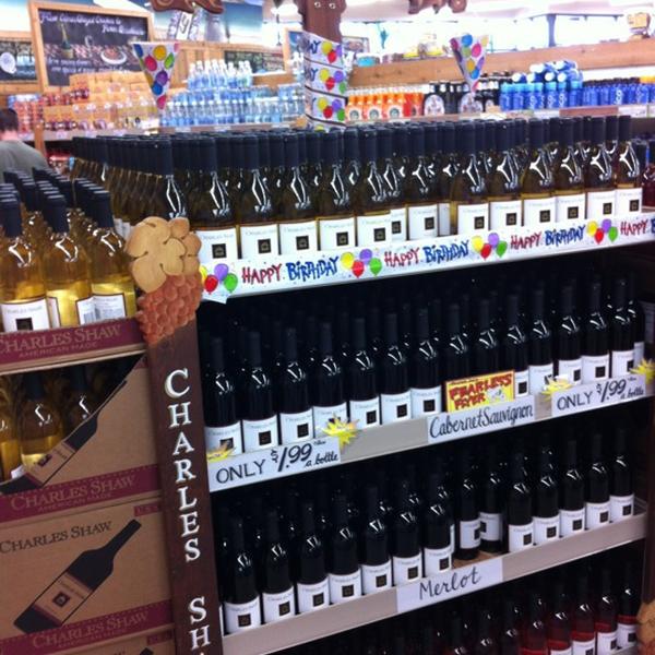 Photo taken at Trader Joe's by John C. on 2/18/2012-美国加利福尼亚州圣地亚哥石榴石大道1211 Photo taken at Trader Joe's by John C. on 2/18/2012