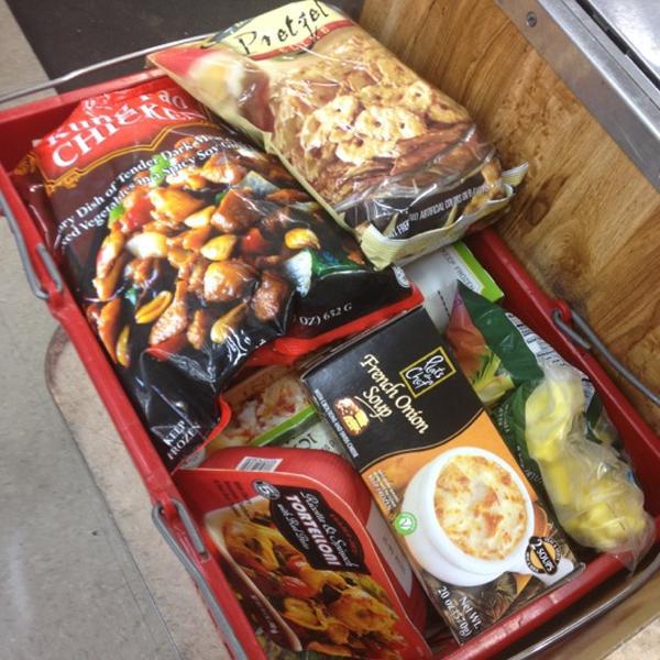 Photo taken at Trader Joe's by Chelsea A. on 8/21/2012-美国加利福尼亚州圣地亚哥石榴石大道1211 Photo taken at Trader Joe's by Chelsea A. on 8/21/2012