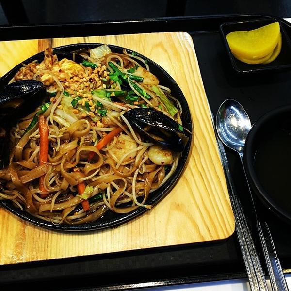 Photo taken at 홈플러스 (Home plus) by comace L. on 1/15/2014-首尔特别市中浪区353 Photo taken at 홈플러스 (Home plus) by comace L. on 1/15/2014