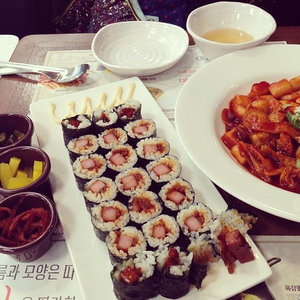 Photo taken at 홈플러스 (Home plus) by 보람 최. on 12/29/2013-首尔特别市中浪区353 Photo taken at 홈플러스 (Home plus) by 보람 최. on 12/29/2013