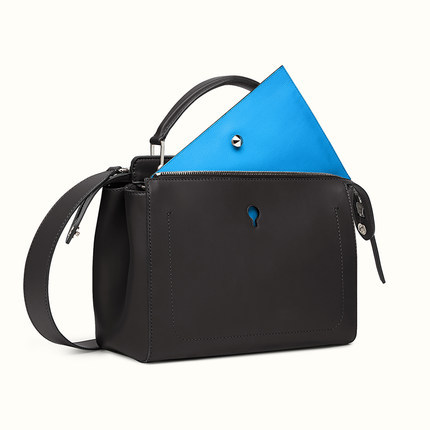 FENDI芬迪fendi女包16春款光滑小牛皮单肩手提包8BN2935QLF01F3 FENDI芬迪fendi女包16春款光滑小牛皮单肩手提包8BN2935QLF01F3