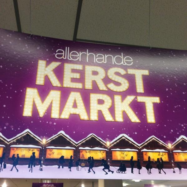 Photo taken at Albert Heijn XL by Boudewijn V. on 12/19/2012-荷兰南荷兰省莱岑丹锦带路48号 Photo taken at Albert Heijn XL by Boudewijn V. on 12/19/2012