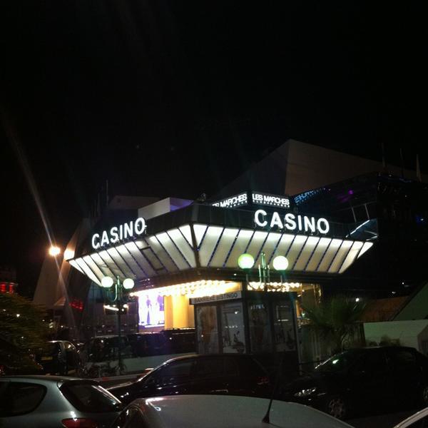 Photo taken at Casino Barriere les Princes - Le Croisette by Renato A. on 8/4/2013-法国普罗旺斯阿尔卑斯戛纳海滨大道 Photo taken at Casino Barriere les Princes - Le Croisette by Renato A. on 8/4/2013