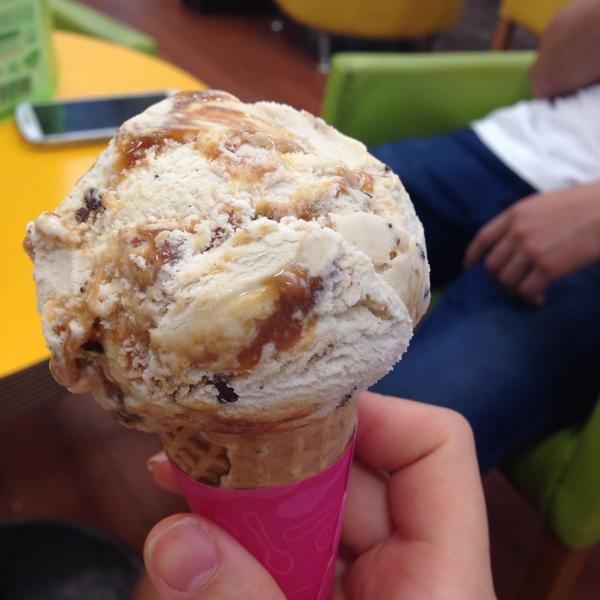 Photo taken at 홈플러스 (Home plus) by Gulmira A. on 9/1/2014