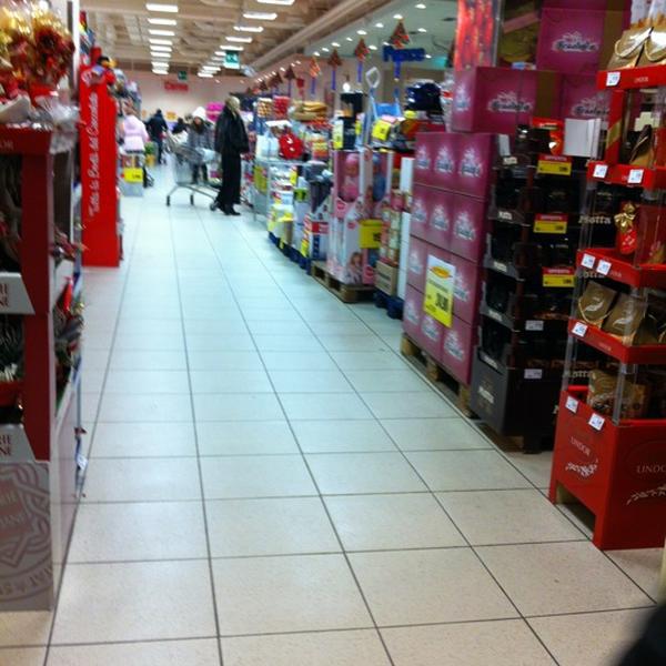 Photo taken at Interspar by Sandro P. on 12/16/2012