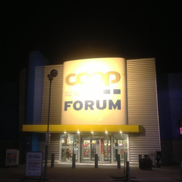 Photo taken at Coop Forum by Natasha A. on 10/17/2012