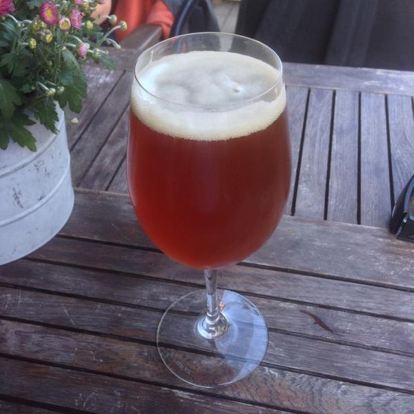 Photo taken at ICA Vanadis Deli by Tommie L. on 7/4/2014-瑞典斯德哥尔摩瓦纳蒂斯路12B Photo taken at ICA Vanadis Deli by Tommie L. on 7/4/2014