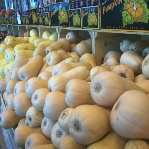 Photo taken at Whole Foods Market by Belinda T. on 10/16/2012-内华达州拉斯维加斯查尔斯顿大道8855号 Photo taken at Whole Foods Market by Belinda T. on 10/16/2012