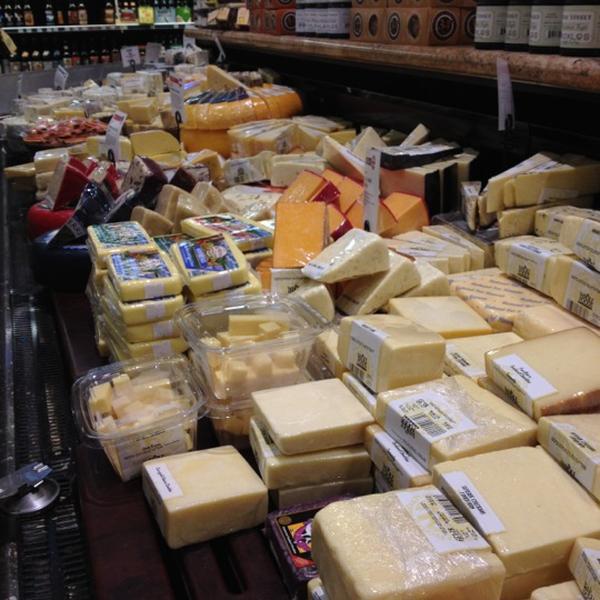 Photo taken at Whole Foods Market by Michael H. on 7/26/2012-内华达州拉斯维加斯查尔斯顿大道8855号 Photo taken at Whole Foods Market by Michael H. on 7/26/2012