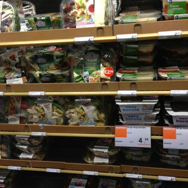 Photo taken at Albert Heijn by Jean-paul S. on 1/12/2013-荷兰南荷兰省弗拉尔丁恩洛佩尔85号 Photo taken at Albert Heijn by Jean-paul S. on 1/12/2013