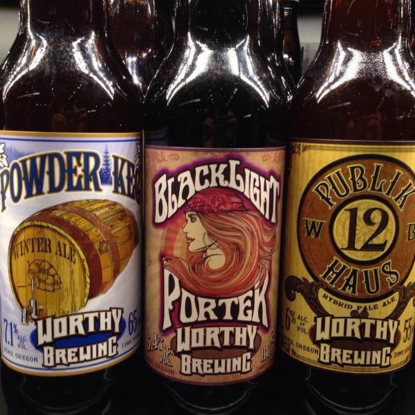 Photo taken at Whole Foods Market by Angelo D. on 11/6/2014-奥勒冈州波特兰第28大道恩赛德东街2825号 Photo taken at Whole Foods Market by Angelo D. on 11/6/2014