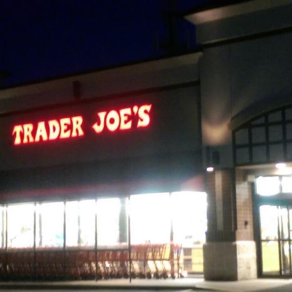 Photo taken at Trader Joe's by Roman G. on 5/19/2014-美国伊利诺斯州阿灵顿高地兰德西路17 Photo taken at Trader Joe's by Roman G. on 5/19/2014