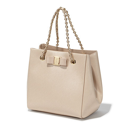 Ferragamo/菲拉格慕ferragamo女包16新款纯色手提包21E998 602348 Ferragamo/菲拉格慕ferragamo女包16新款纯色手提包21E998 602348