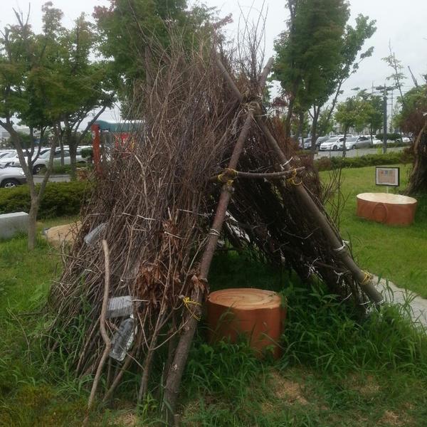 Photo taken at 롯데마트 (LOTTE Mart) by Jeong Wan N. on 8/2/2014