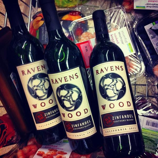 Photo taken at Waitrose by Tory -英国伦敦巴比肯樱桃树步行中心 Photo taken at Waitrose by Tory