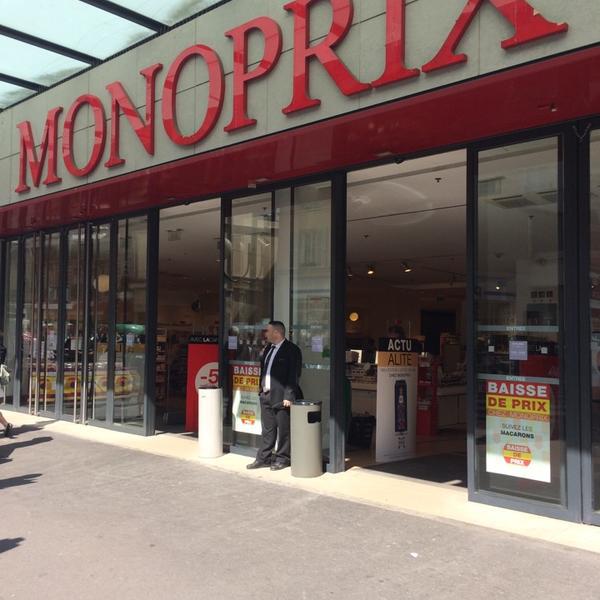 Photo taken at Monoprix by Yoan C. on 5/17/2014-法国巴黎沃日拉尔路340号 Photo taken at Monoprix by Yoan C. on 5/17/2014